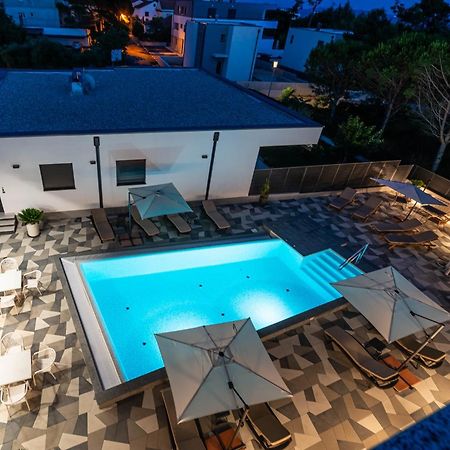 Apartments Laura 1 Privlaka  Exterior photo