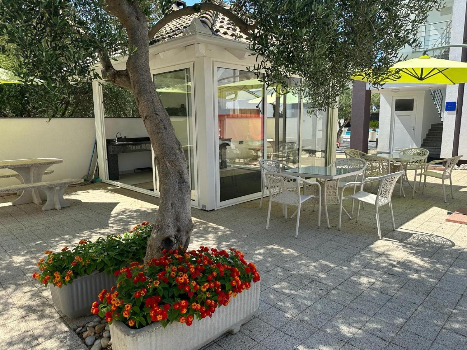 Apartments Laura 1 Privlaka  Exterior photo