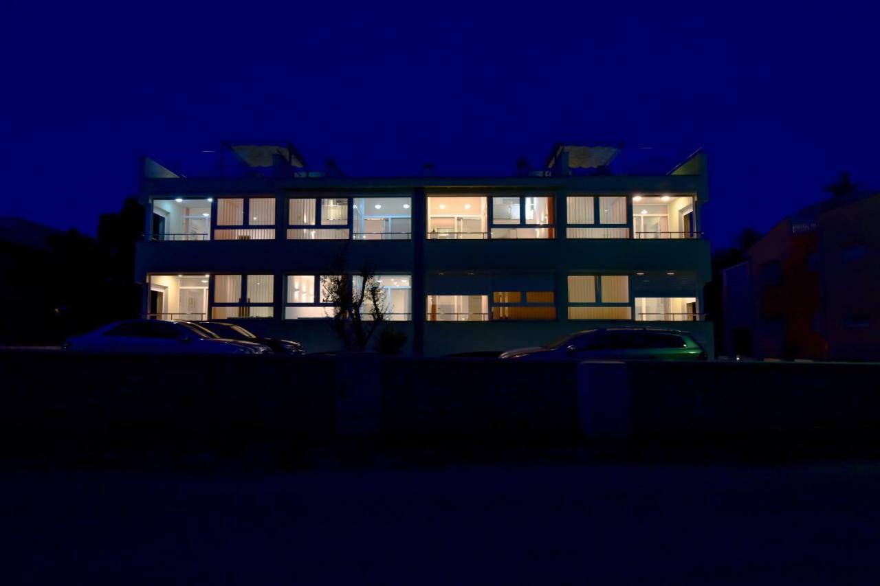 Apartments Laura 1 Privlaka  Exterior photo